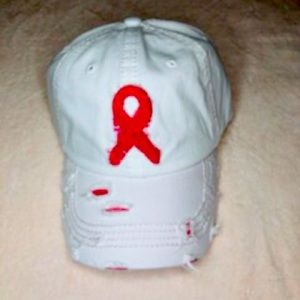 White baseball cap !